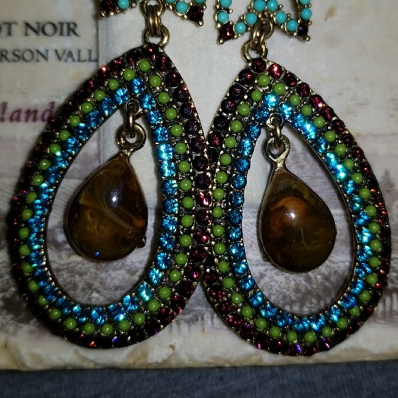 🆕 Crystal Stone Dangle Statement Earrings - Picture 4 of 4